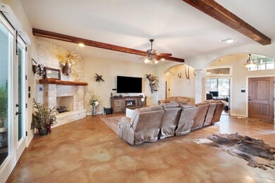 1710 Meander Rd, Granbury, TX 76049 - photo 6