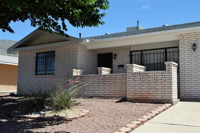 1822 Crescent Dr, Alamogordo, NM 88310 - photo 3