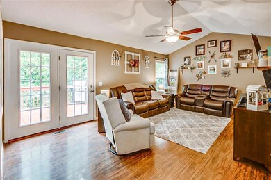 2274 Regency Dr, Randleman, NC 27317 - photo 3