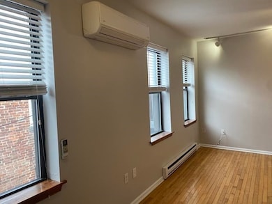 76 N Margin St unit 8, Boston, MA 02113 - photo 5