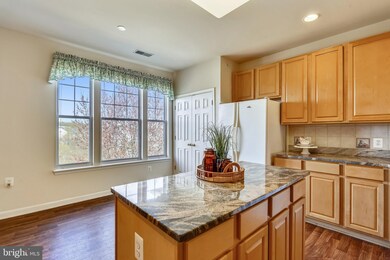 130 Chevy Chase St unit 406, Gaithersburg, MD 20878 - photo 2