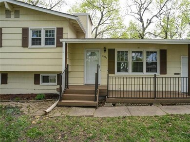 10307 W 73rd Terrace, Shawnee, KS 66203 - photo 2