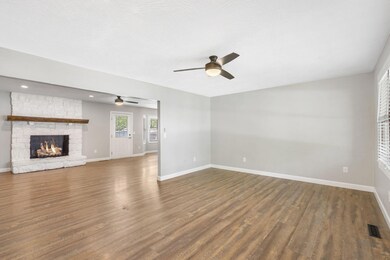 403 N Hightower Ave, Nixa, MO 65714 - photo 4