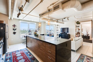 535 W Thomas Rd APT 407-large-007-7-Kitc