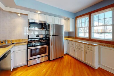 4521 Hirschberg Ct, Schiller Park, IL 60176 - photo 6