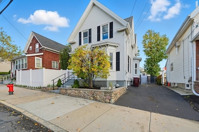 22 Spring St, Everett, MA 02149 - photo 3