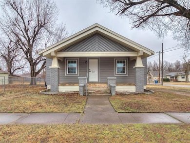 Bungalow with covered porch