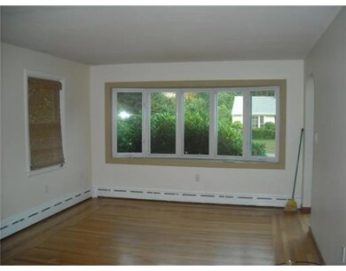 Living Room. l
