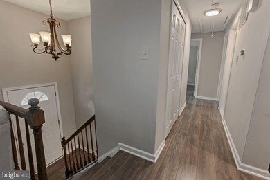 9140 Burke Rd, Burke, VA 22015 - photo 5