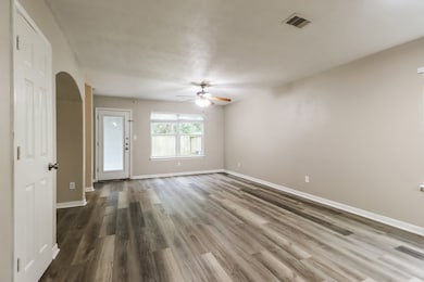 5049 Rifle Rd, Conroe, TX 77303 - photo 4