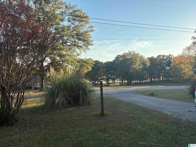 547 Lakewood Dr, Weaver, AL 36277 - photo 4