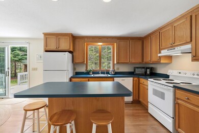 13-web-or-mls-9 Raymond Way Final-4
