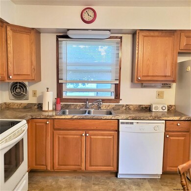 14 Orchard Ave, Albany, NY 12203 - photo 7