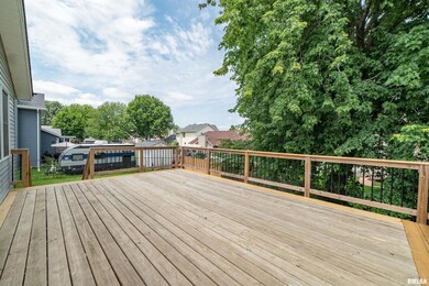 2414 W 60th Place, Davenport, IA 52806 - photo 3