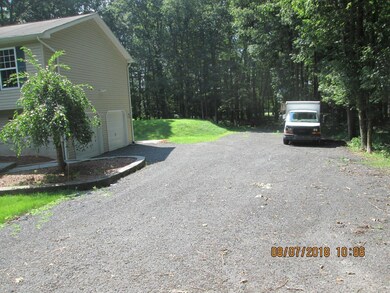 2139 Sassafras Ln, Kunkletown, PA 18058 - photo 3