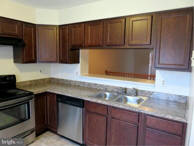 1906 Cross Trails Rd, Windsor Mill, MD 21244 - photo 3