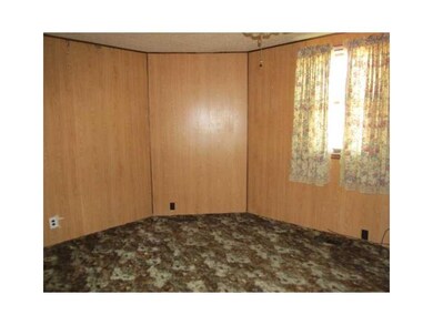 809 A St NE, Linton, IN 47441 - photo 7