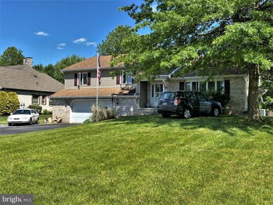 2936 Philadelphia Ave, Chambersburg, PA 17201 - photo 2