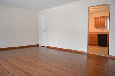 1756 Simpson Dr, Columbus, OH 43227 - photo 4