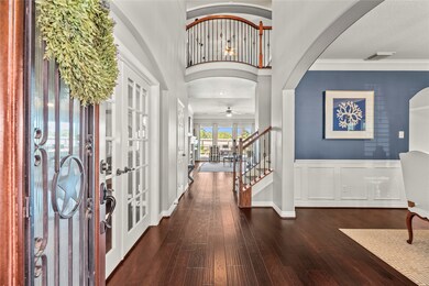 An entrance like this can certainly leave a lastin