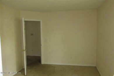 5051 Acre Estates Dr W, Jacksonville, FL 32210 - photo 5