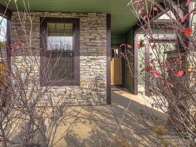 20770 SE Hollis Ln, Bend, OR 97702 - photo 2