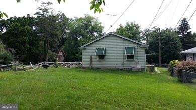 14H Delrey Ave, Baltimore, MD 21228 - photo 6