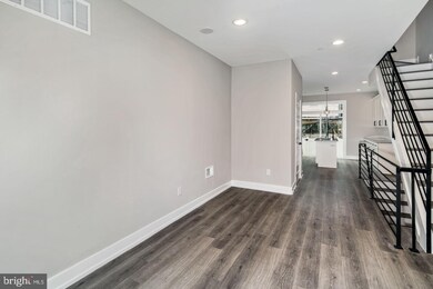 2246 Wilder St, Philadelphia, PA 19146 - photo 7