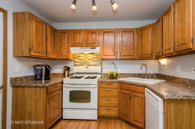 11716 Daniel Ln unit B, Huntley, IL 60142 - photo 7