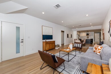 910 Algregg St, Houston, TX 77009 - photo 4