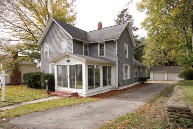 708 S Marshall Ave, Marshall, MI 49068 - photo 2