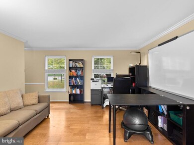 6257 Fairbourne Ct, Hanover, MD 21076 - photo 3