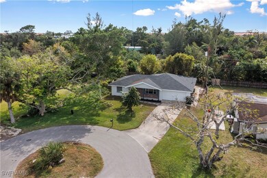 930 Entrada Dr N, Fort Myers, FL 33919 - photo 3