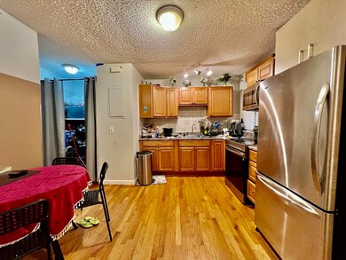 227 Everett St unit 4, Boston, MA 02128 - photo 3