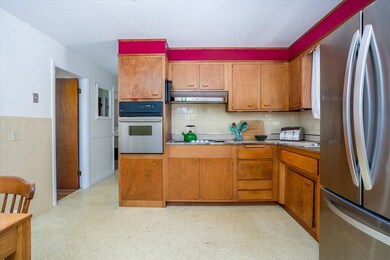 90 Beaverbrook Pkwy, Worcester, MA 01603 - photo 6