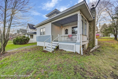 129 Spring Garden St, Moscow, PA 18444 - photo 3