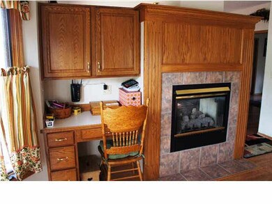 Nice, little work station in the kitchen.