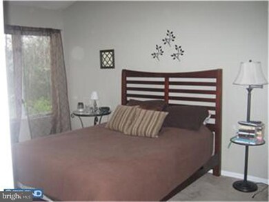 236 Colette Ct unit 1310, Levittown, PA 19057 - photo 7