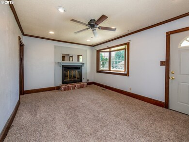 3555 Sisters View Ave, Eugene, OR 97401 - photo 3