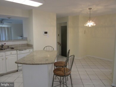 7 Tamers Ct, Windsor Mill, MD 21244 - photo 4