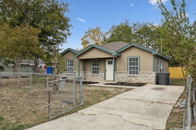 1349 Rivas St, San Antonio, TX 78207 - photo 4