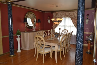DINING RM