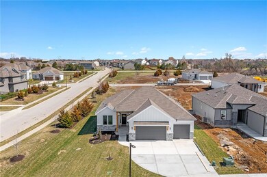 9249 Saddletop St, Lenexa, KS 66227 - photo 2