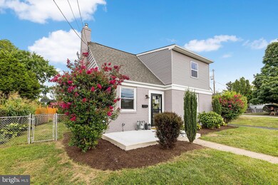 600 Morton Ave, Folsom, PA 19033 - photo 2