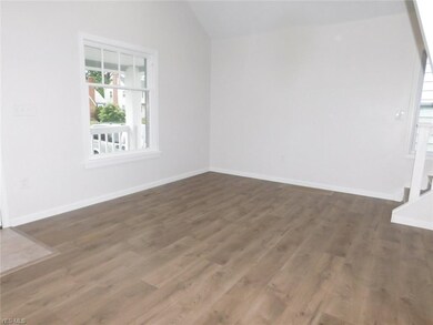 This Living room takes such good pictures from eve