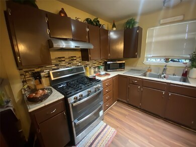 4702 Marable Dr, Houston, TX 77022 - photo 6