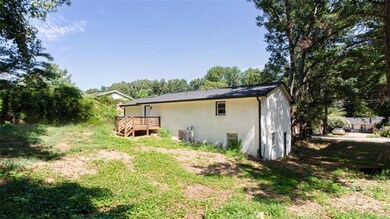 3652 Sweetbriar Cir, Lithia Springs, GA 30122 - photo 5