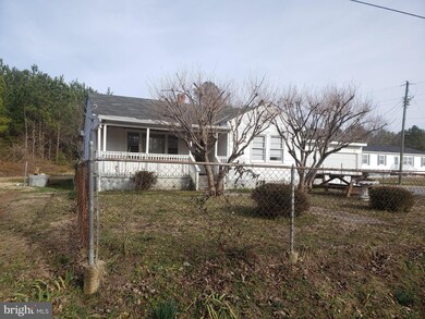 7550 Leedstown Rd, Colonial Beach, VA 22443 - photo 4