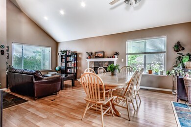 1310 NE Tucson Way, Bend, OR 97701 - photo 4