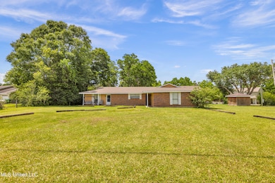 23027 Indian Ridge Rd, Picayune, MS 39466 - photo 3